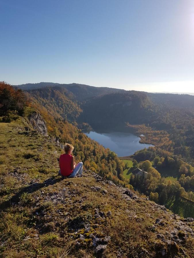 Gite Grande Capacite Au Calme Circuit Cascades Du Herisson Bonlieu 外观 照片